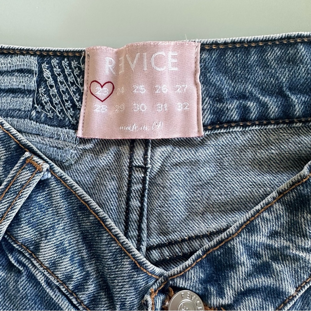 Revice V Cut Jeans Women’s Straight Leg Vintage Wash Trendy Denim - Picture 3 of 16